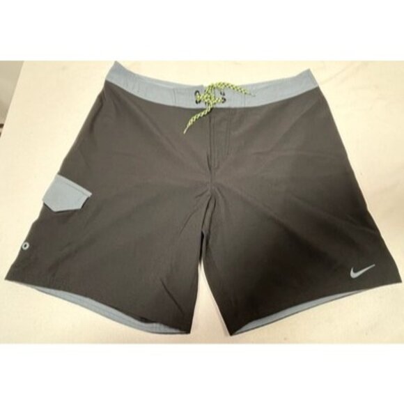 Men’s Size 38 Nike Swim Trunks Shorts Black Gray Logo Draw String Board - Picture 1 of 7